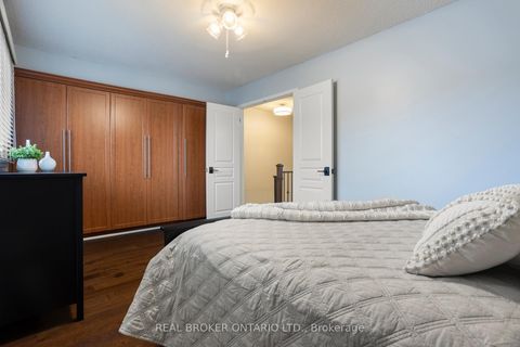 Photo 24 at 3811 Cedar Hedge Rise, Lisgar, Mississauga