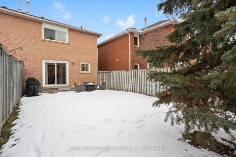 Photo 39 at 3811 Cedar Hedge Rise, Lisgar, Mississauga