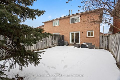 Photo 40 at 3811 Cedar Hedge Rise, Lisgar, Mississauga