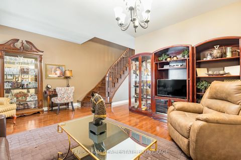 Photo 10 at 272 Tom Taylor Crescent, Summerhill Estates, Newmarket