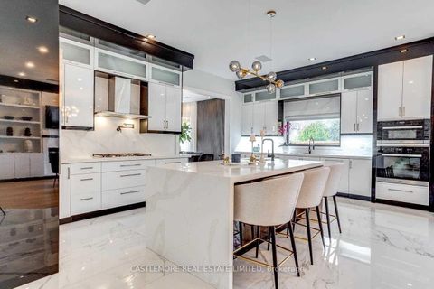 Photo 4 at 52 Grantbrook Street, Newtonbrook West, Toronto