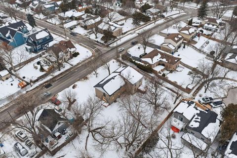 Photo 6 at 33 Walton Drive, Aurora Village, Aurora