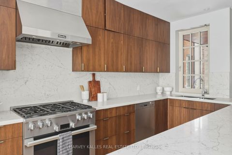 Photo 11 at 94B Admiral Road, Annex, Toronto