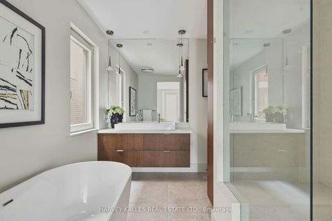 Photo 18 at 94B Admiral Road, Annex, Toronto