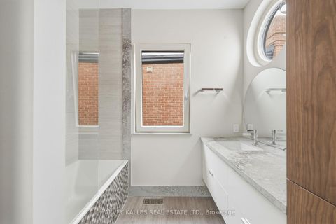 Photo 30 at 94B Admiral Road, Annex, Toronto