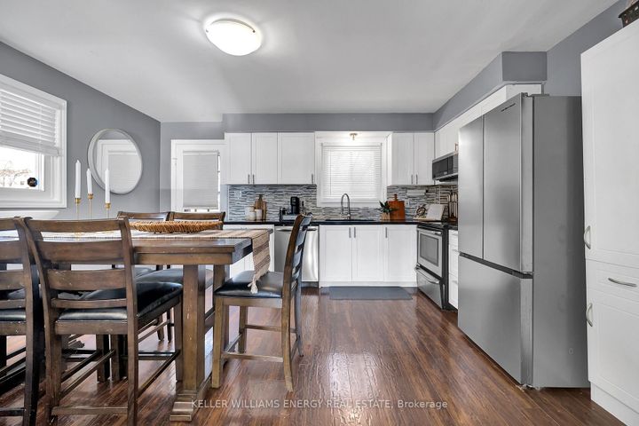 Photo 7 at 199 Barkley Crescent, Vanier, Oshawa