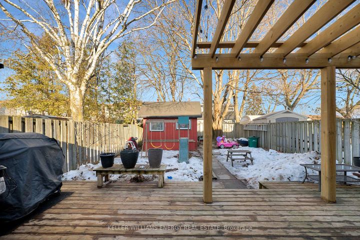 Photo 18 at 199 Barkley Crescent, Vanier, Oshawa