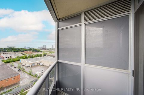 Photo 38 at 1008 - 151 Village Green Square, Malvern West, Toronto