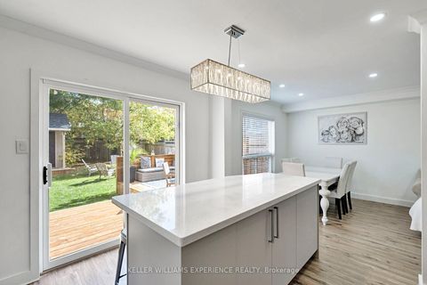 Photo 16 at 91 Butternut Drive, Holly, Barrie