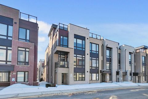 Photo 1 at 20 Credit Lane, Jefferson, Richmond Hill