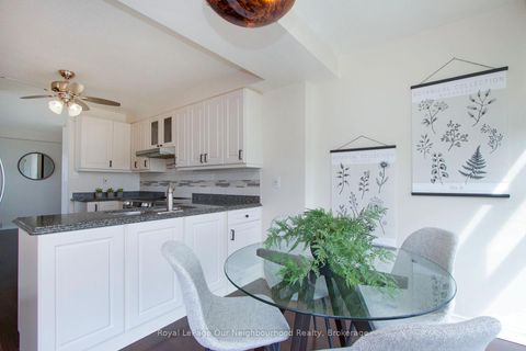 Photo 7 at 702 - 80 Athol Street E, Central, Oshawa