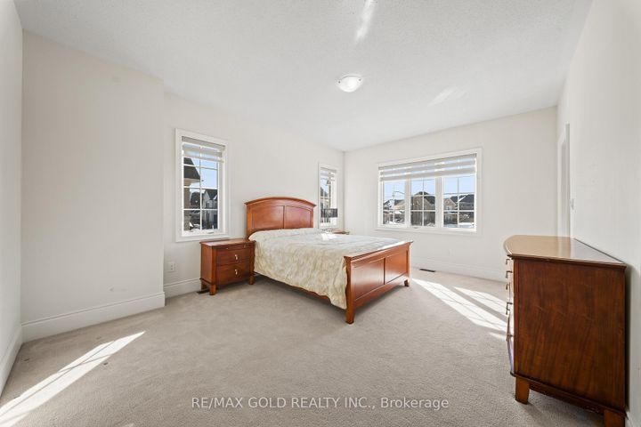 Photo 31 at 8 Markey Court, Toronto Gore Rural Estate, Brampton