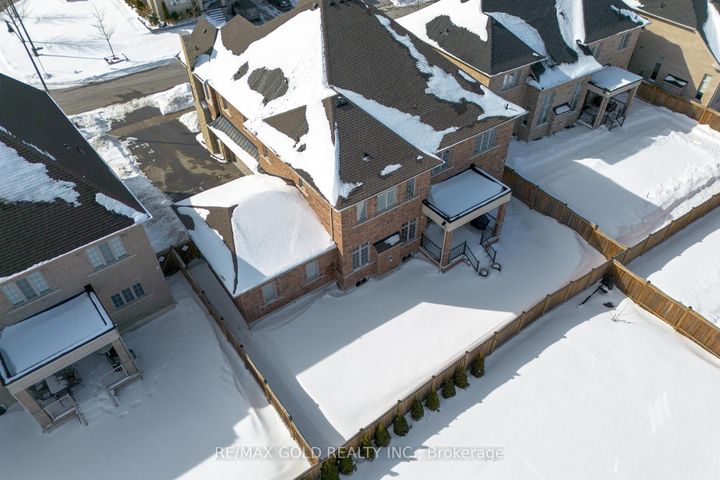 Photo 40 at 8 Markey Court, Toronto Gore Rural Estate, Brampton