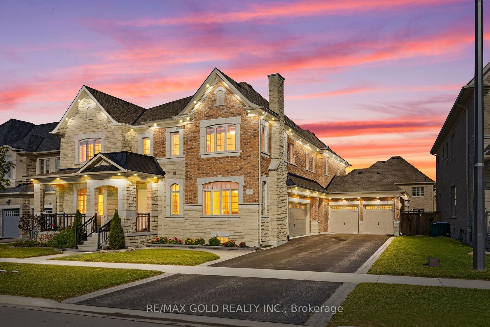 8 Markey Court, Toronto Gore Rural Estate, Brampton 2