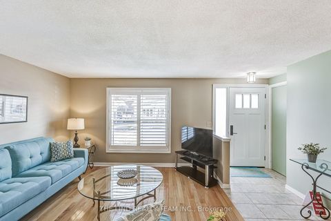 Photo 4 at 272 Jeff Smith Court, College Manor, Newmarket