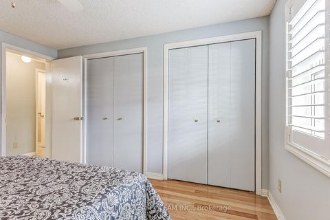 Photo 21 at 272 Jeff Smith Court, College Manor, Newmarket