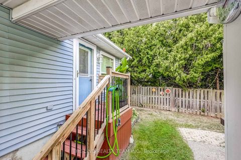 Photo 24 at 272 Jeff Smith Court, College Manor, Newmarket