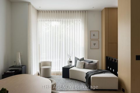 Photo 4 at 126 Sherwood Avenue, Mount Pleasant East, Toronto