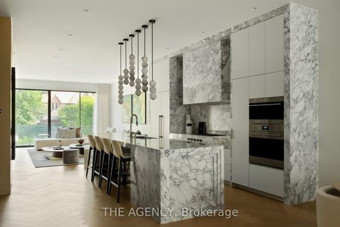 Photo 6 at 126 Sherwood Avenue, Mount Pleasant East, Toronto