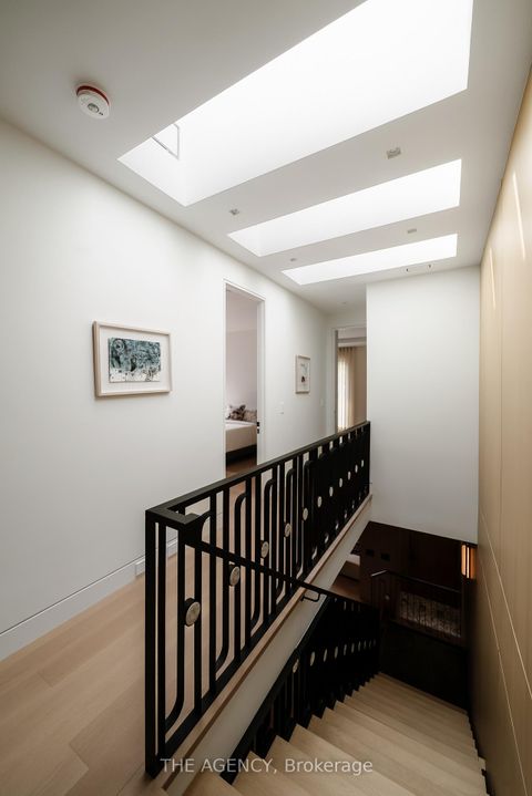 Photo 27 at 126 Sherwood Avenue, Mount Pleasant East, Toronto