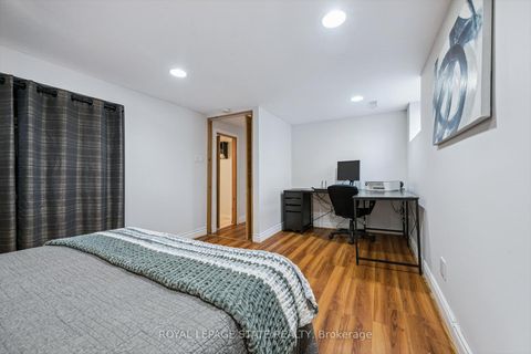 Photo 19 at 70 Westleigh Crescent, Alderwood, Toronto