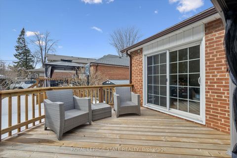 Photo 23 at 70 Westleigh Crescent, Alderwood, Toronto