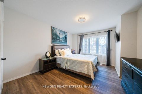 Photo 14 at 35 Rivendell Trail, Rouge E11, Toronto