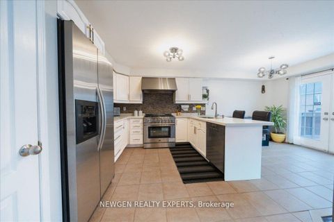 Photo 30 at 35 Rivendell Trail, Rouge E11, Toronto