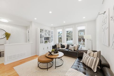 Photo 13 at 27 Treasure Road, Vellore Village, Vaughan