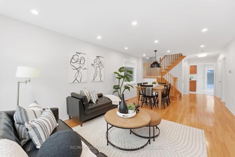 Photo 15 at 27 Treasure Road, Vellore Village, Vaughan