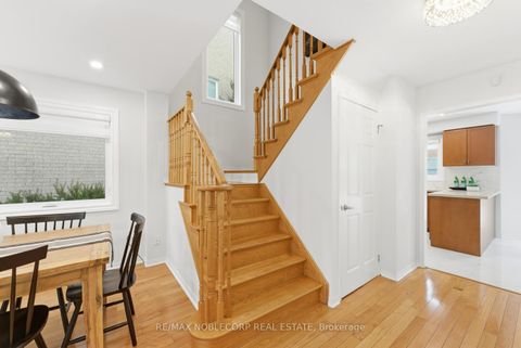 Photo 18 at 27 Treasure Road, Vellore Village, Vaughan