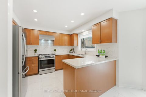 Photo 20 at 27 Treasure Road, Vellore Village, Vaughan