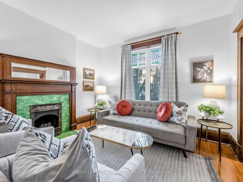 Photo 3 at 34 Alberta Avenue, Wychwood, Toronto