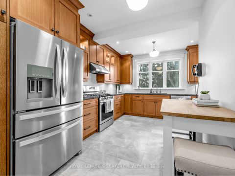 Photo 8 at 34 Alberta Avenue, Wychwood, Toronto