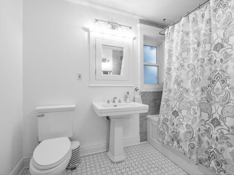 Photo 17 at 34 Alberta Avenue, Wychwood, Toronto