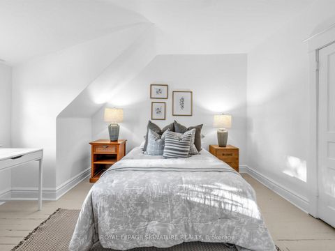 Photo 22 at 34 Alberta Avenue, Wychwood, Toronto