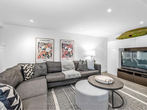 Photo 26 at 34 Alberta Avenue, Wychwood, Toronto