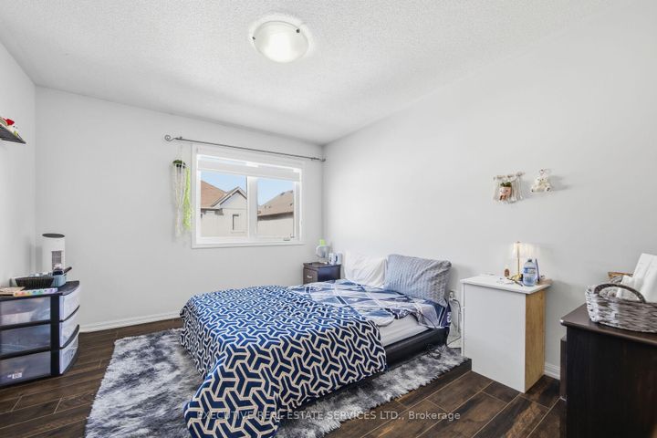 Photo 26 at 101 Mccleave Crescent, Fletcher's West, Brampton