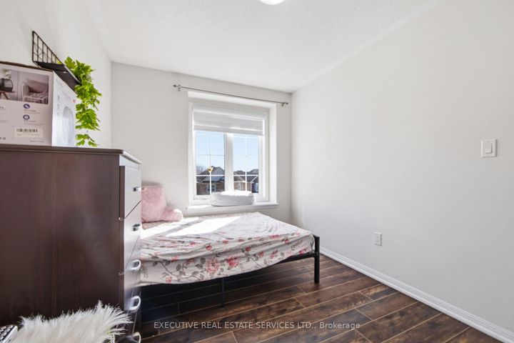 Photo 35 at 101 Mccleave Crescent, Fletcher's West, Brampton