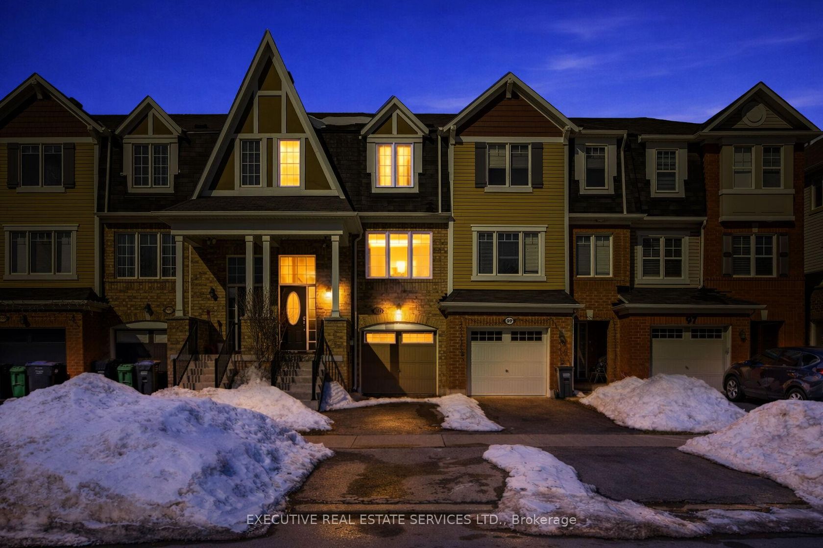 101 Mccleave Crescent, Fletcher's West, Brampton 2