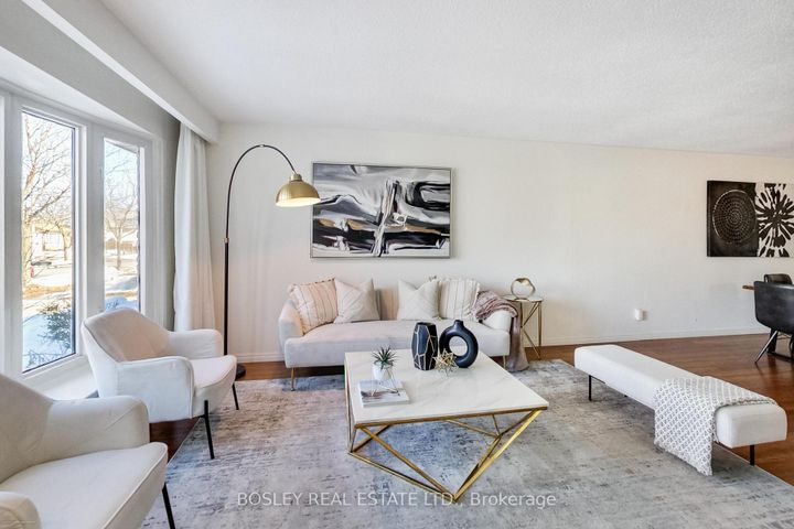 Photo 6 at 801 Eaglemount Crescent, Erindale, Mississauga