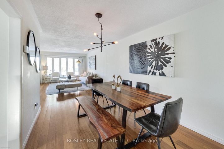 Photo 12 at 801 Eaglemount Crescent, Erindale, Mississauga