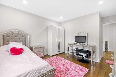 Photo 28 at 914 Sproule Crescent, Pinecrest, Oshawa