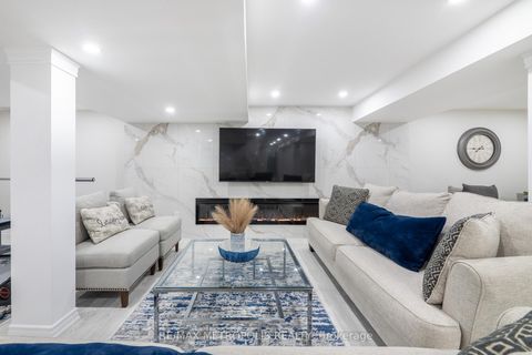 Photo 40 at 914 Sproule Crescent, Pinecrest, Oshawa