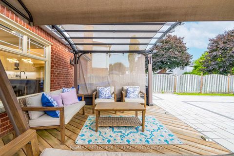 Photo 45 at 914 Sproule Crescent, Pinecrest, Oshawa