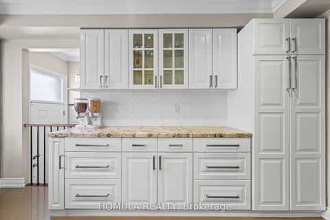 Photo 15 at 5 - 211 Woodbridge Avenue, West Woodbridge, Vaughan