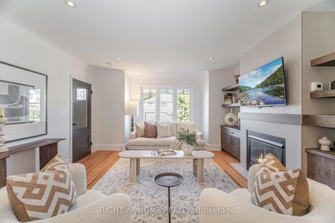 Photo 5 at 75 Emerald Crescent, New Toronto, Toronto