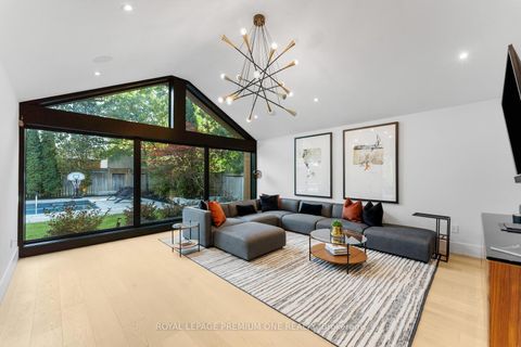 Photo 21 at 49 Norman Drive, King City, King