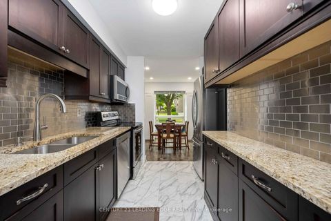 Photo 7 at 18 Rock Fern Way, Don Valley Village, Toronto