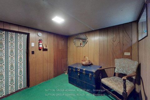 Photo 18 at 1 Valleyview Gardens, Lambton Baby Point, Toronto